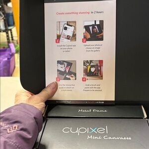 Sketch Wall Art Kit - Black and Pink